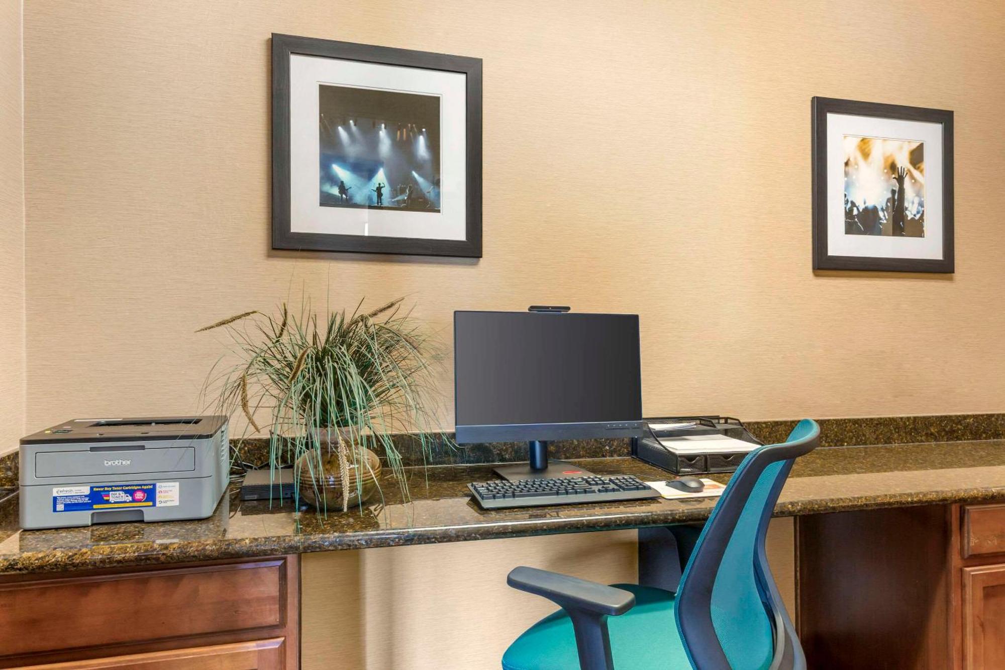 Comfort Suites Glendale - State Farm Stadium Area מראה חיצוני תמונה