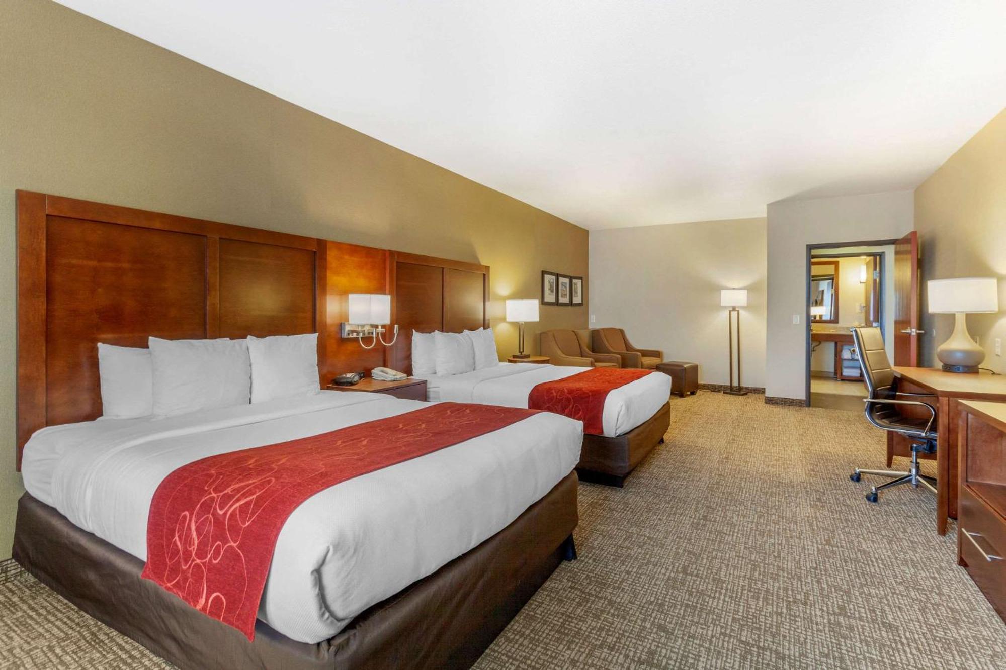 Comfort Suites Glendale - State Farm Stadium Area מראה חיצוני תמונה