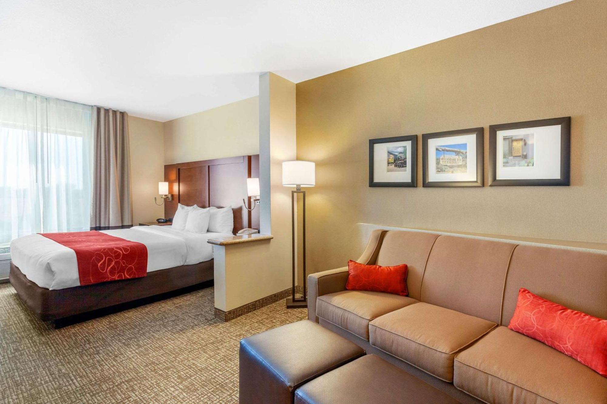 Comfort Suites Glendale - State Farm Stadium Area מראה חיצוני תמונה