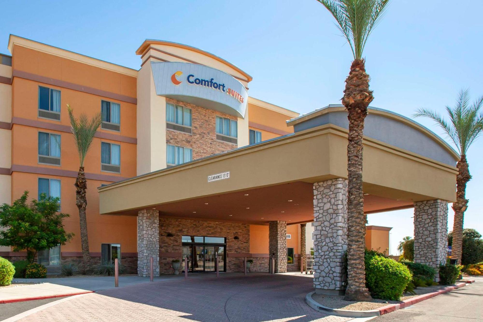Comfort Suites Glendale - State Farm Stadium Area מראה חיצוני תמונה