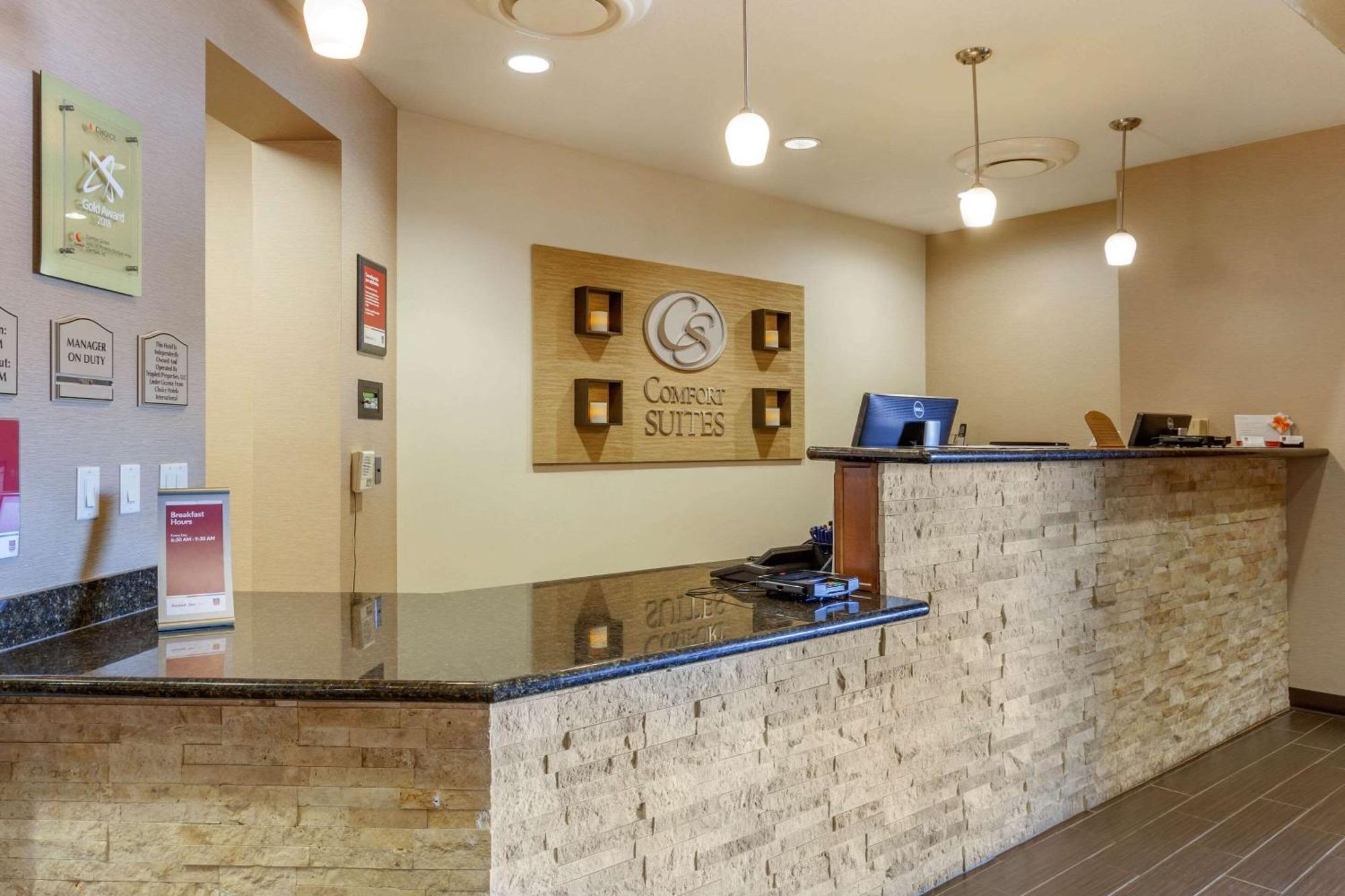 Comfort Suites Glendale - State Farm Stadium Area מראה חיצוני תמונה